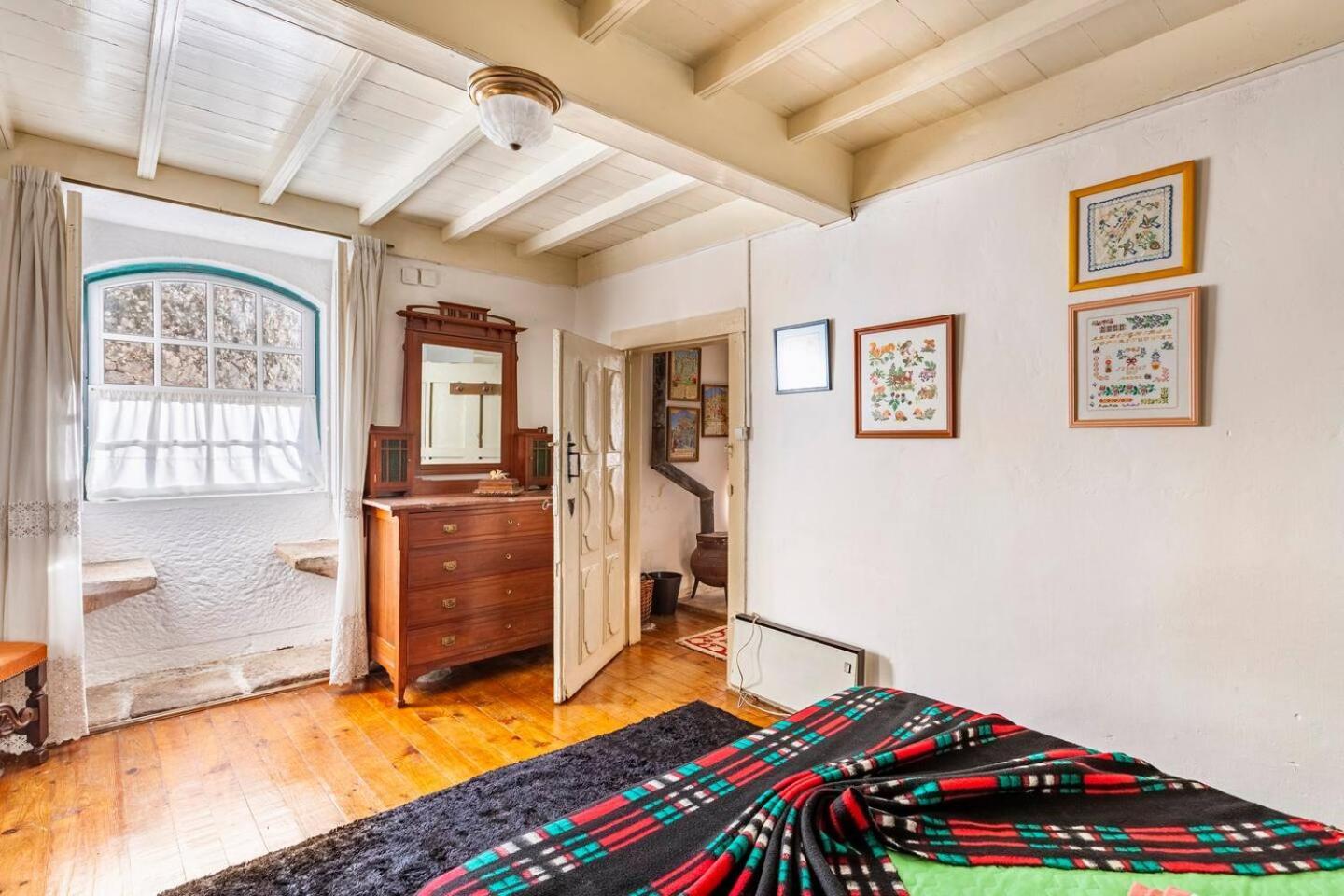 Sernancelhe Solar Dos Carvalhos B&B 객실 사진