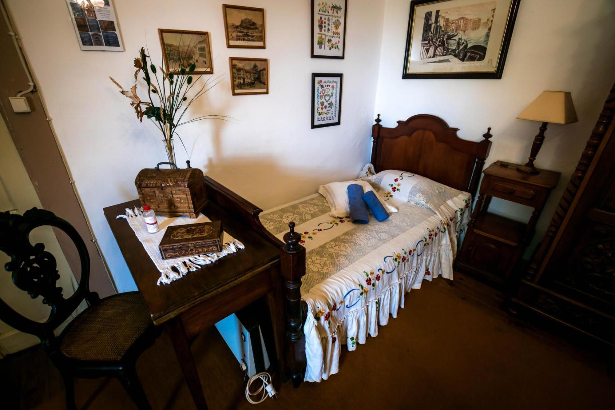 Sernancelhe Solar Dos Carvalhos B&B 객실 사진